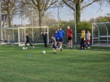 Jeugdtrainingen van maandag 14 april  2025 (103/208)